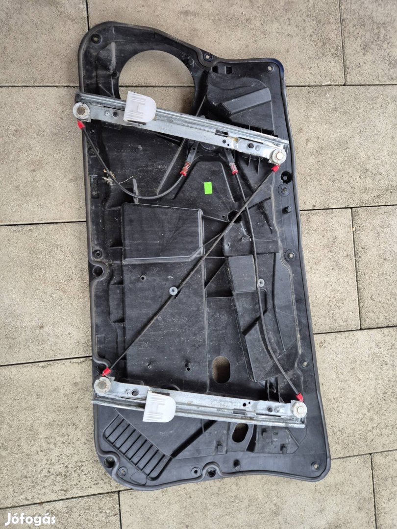 Ford Fiesta MK7 3 ajtós bel első ablakemelő