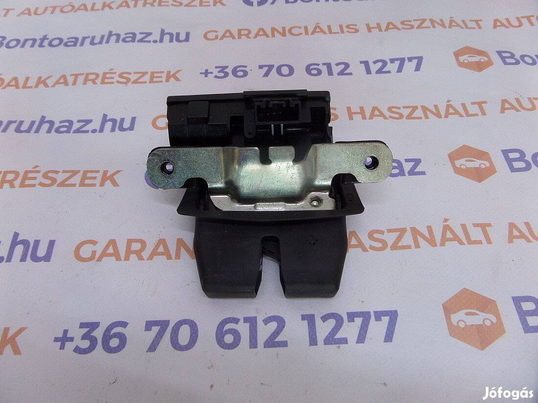 Ford Fiesta MK7 Eladó bontott gyári csomagtér ajtó zár