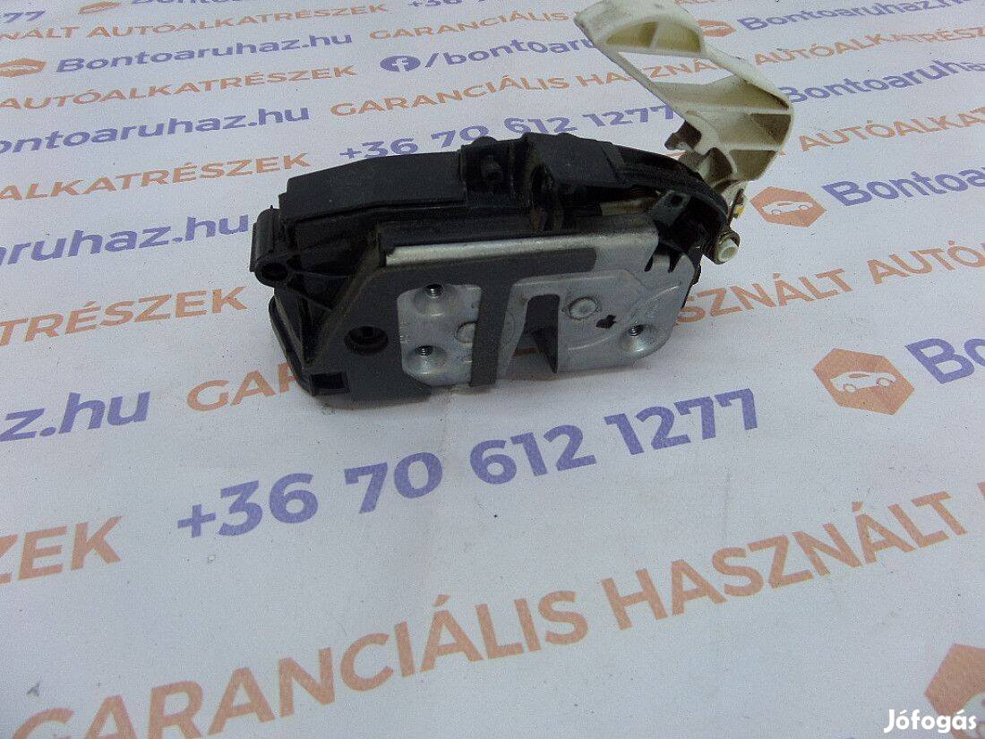 Ford Fiesta MK7 Eladó bontott gyári jobb első 5 ajtós ajtózár