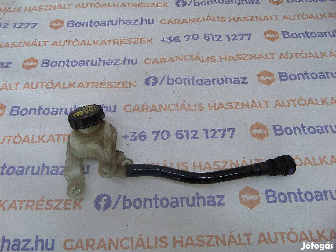 Ford Fiesta MK7 Eladó gyári bontott fékolajtartály, csővel MK7