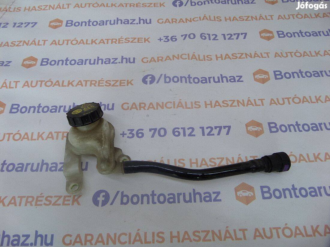 Ford Fiesta MK7 Eladó gyári bontott fékolajtartály, csővel MK7