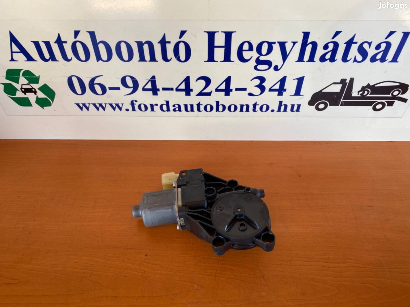 Ford Fiesta MK7 jobb első ablakemelő motor