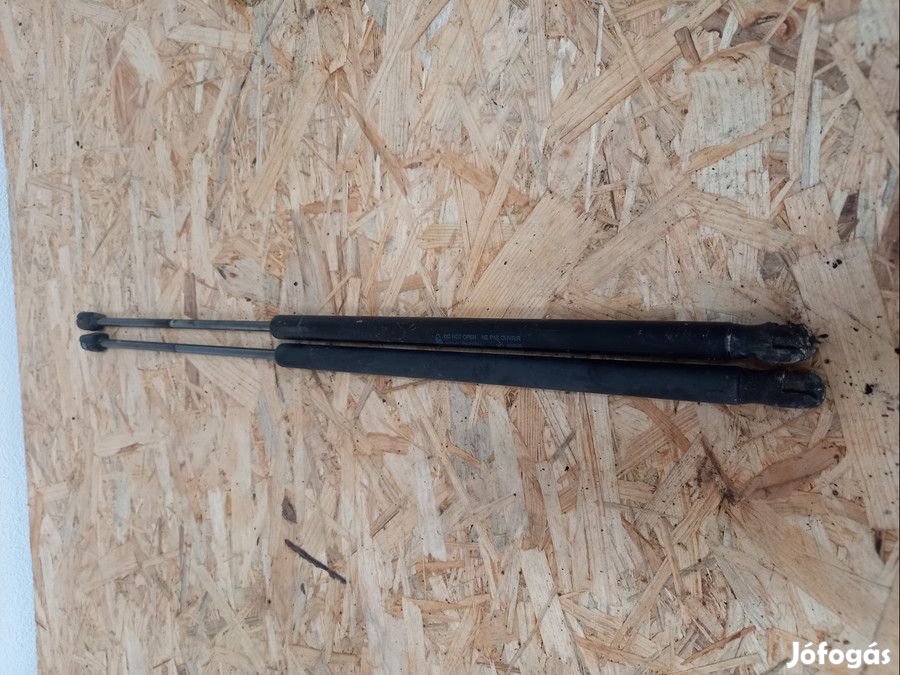 Ford Fiesta Mk5 2001-2008 Csomagtérajtó Kitámasztó