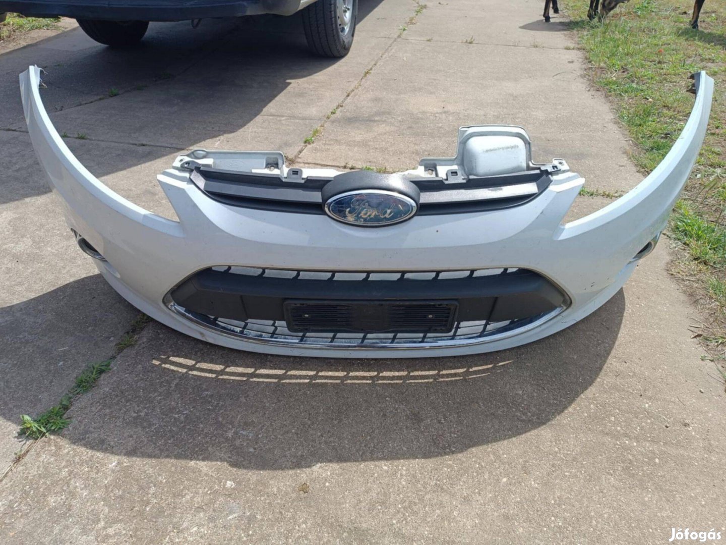 Ford Fiesta Mk6 2008-tól első lökhárító