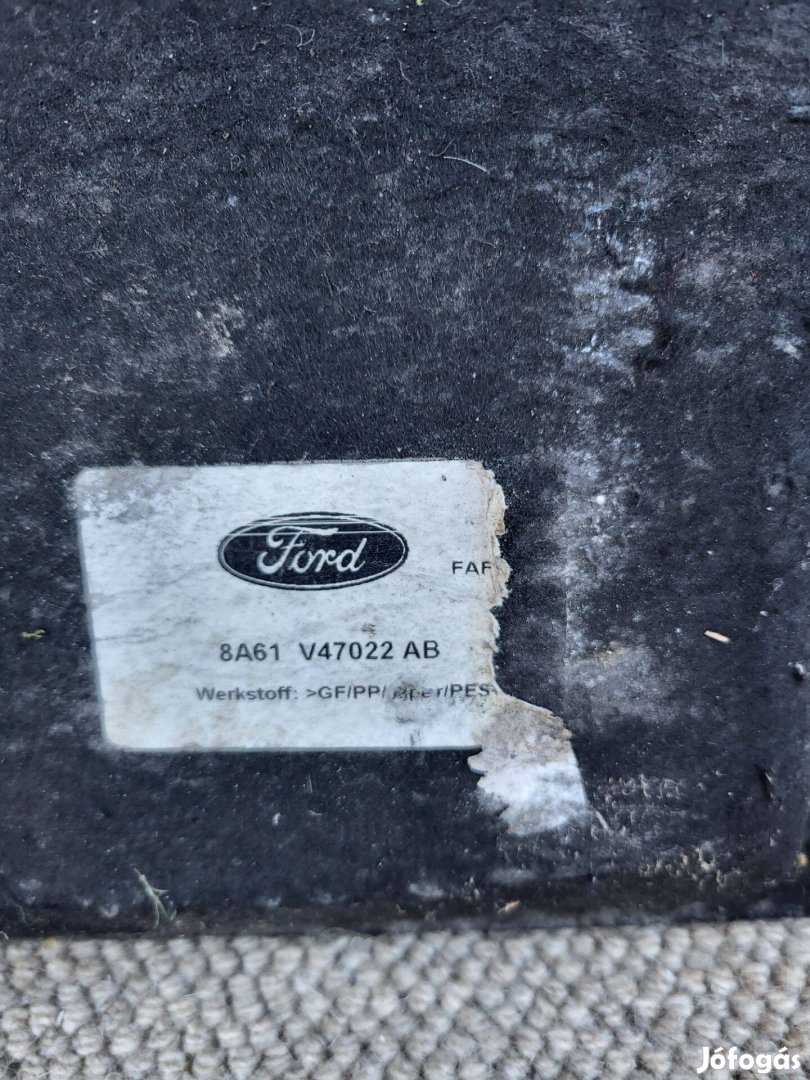 Ford Fiesta VI 6 MK7 2008- gyári 8A61V47022AB csomagtér szőnyeg kárpit