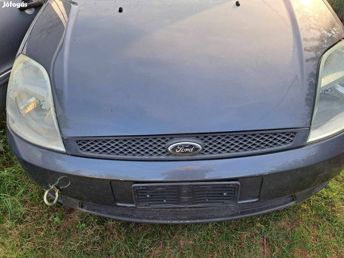 Ford Fiesta V hűtődíszrács