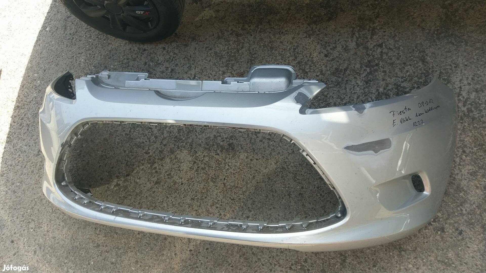 Ford Fiesta első lökhárító (2008-2012)