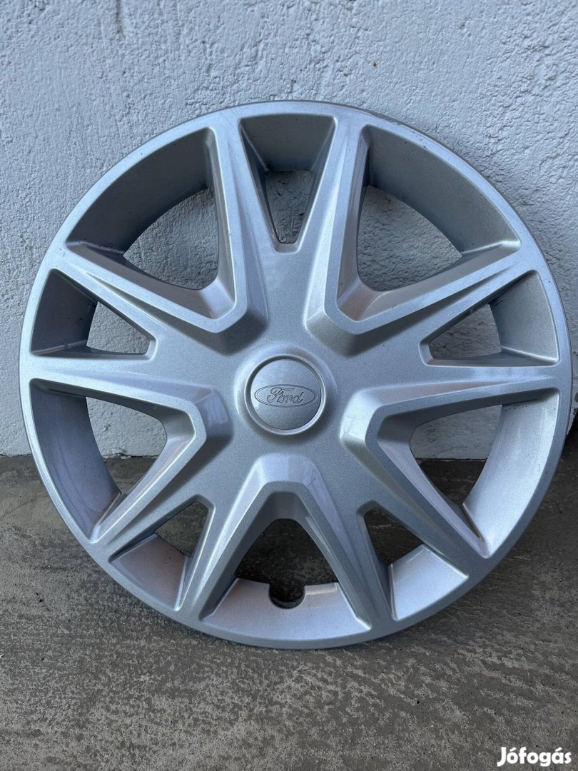 Ford Fiesta gyári dísztárcsa