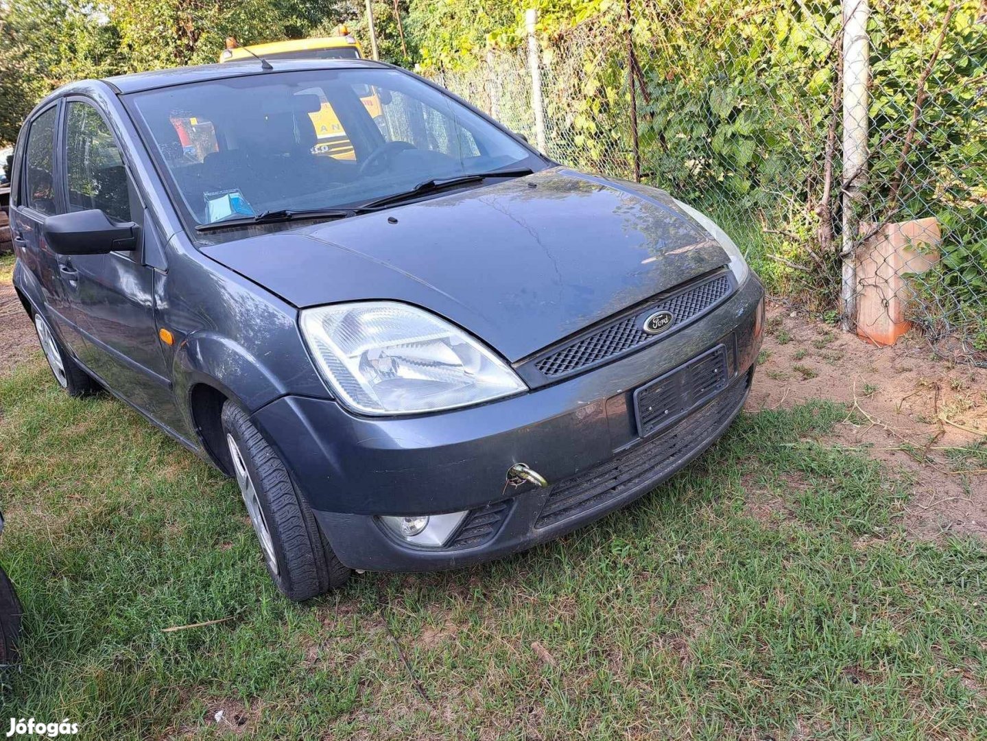 Ford Fiesta homlokfal