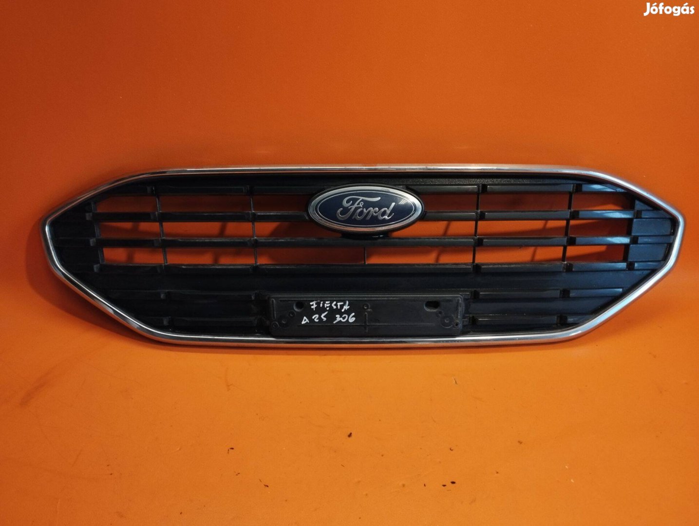 Ford Fiesta hűtőrács NX7B-8200-A (A.25.306)