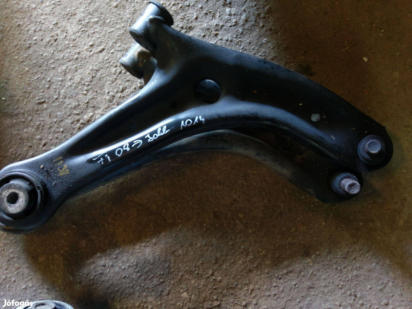 Ford Fiesta jobb oldali lengőkar (2008 - )