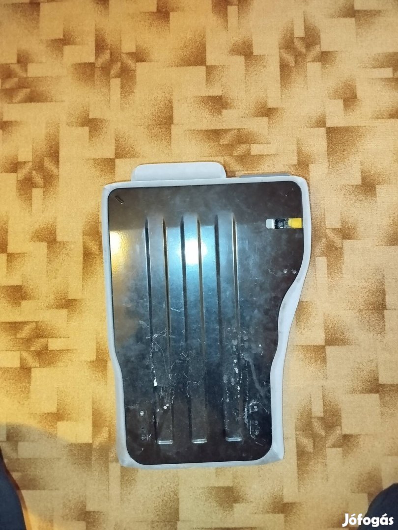 Ford Fiesta mk6 üléstámla