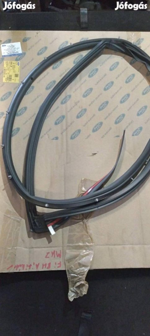 Ford Fiesta mk7 bal hátsó ajtó kéder gumi