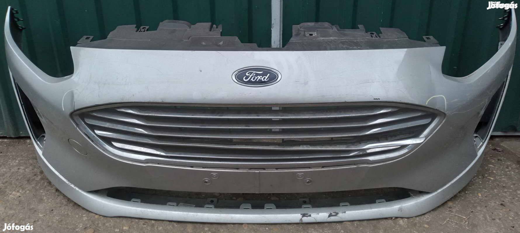 Ford Fiesta mk8 első lökhárító javítható állapotban