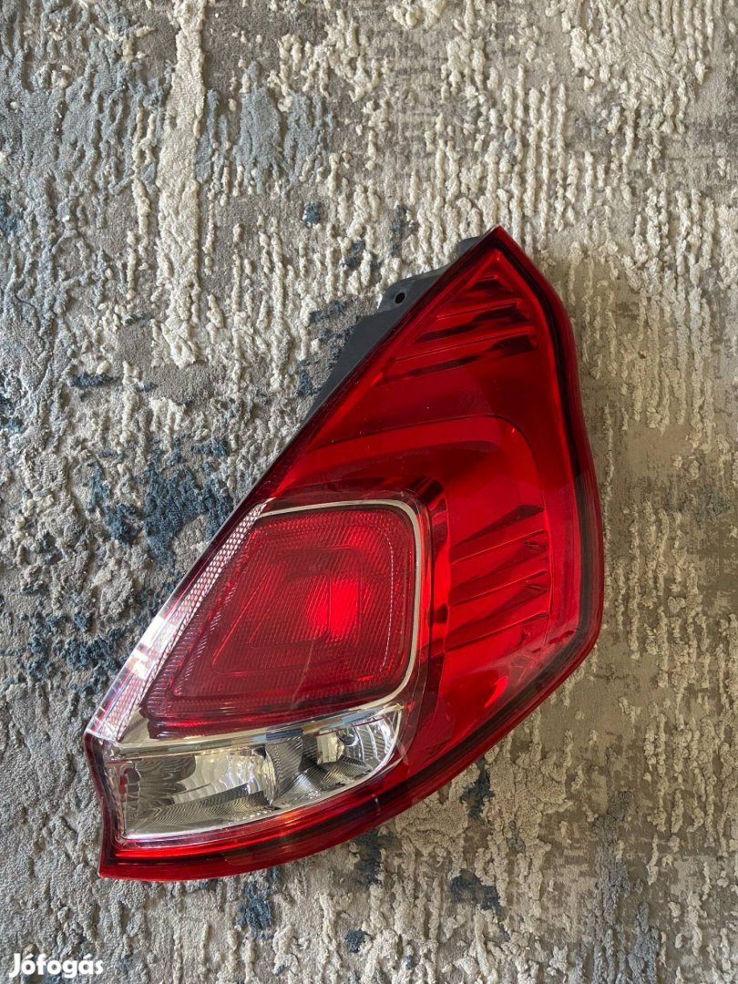 Ford Fiesta új hátsó lámpa