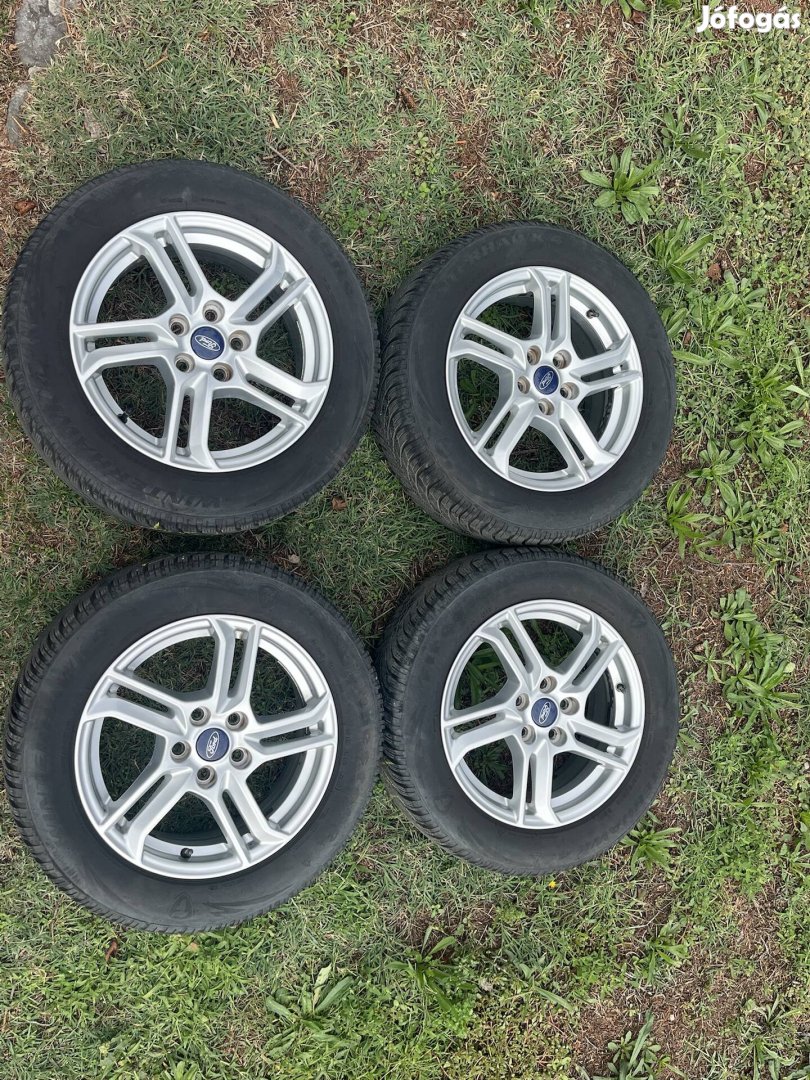 Ford Focus 16" alufelni szett téli gumival 