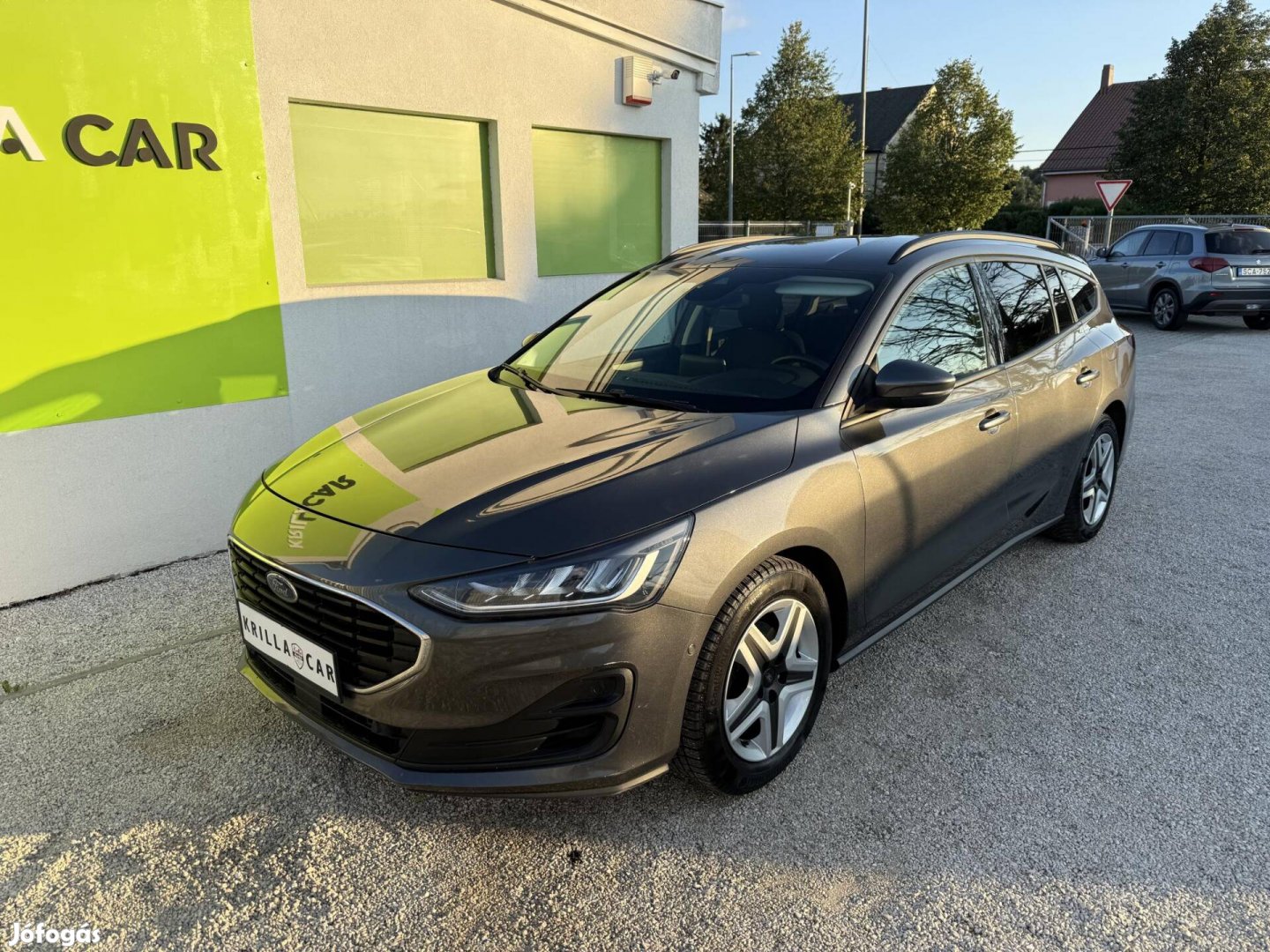 Ford Focus 1.5 Ecoblue Connected Szervizkönyv /...