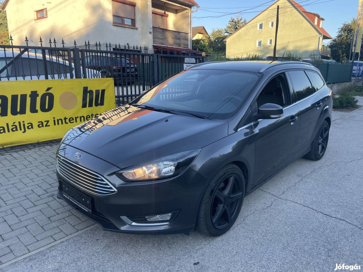 Ford Focus 1.5 TDCI Titanium Navi.Digtklima.TEM...