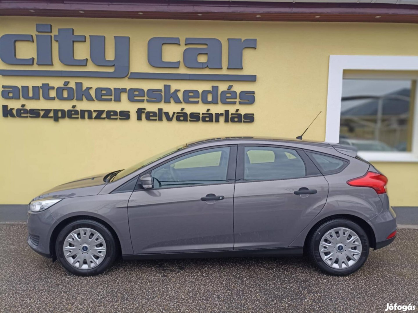 Ford Focus 1.6 Ti-Vct Ambiente Első Tulajdonost...