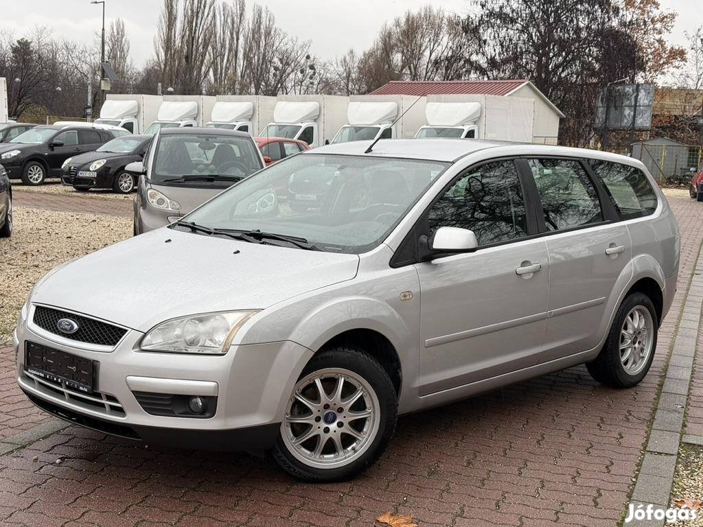 Ford Focus 1.6 Trend Plus Tempomat.Parkolóradar