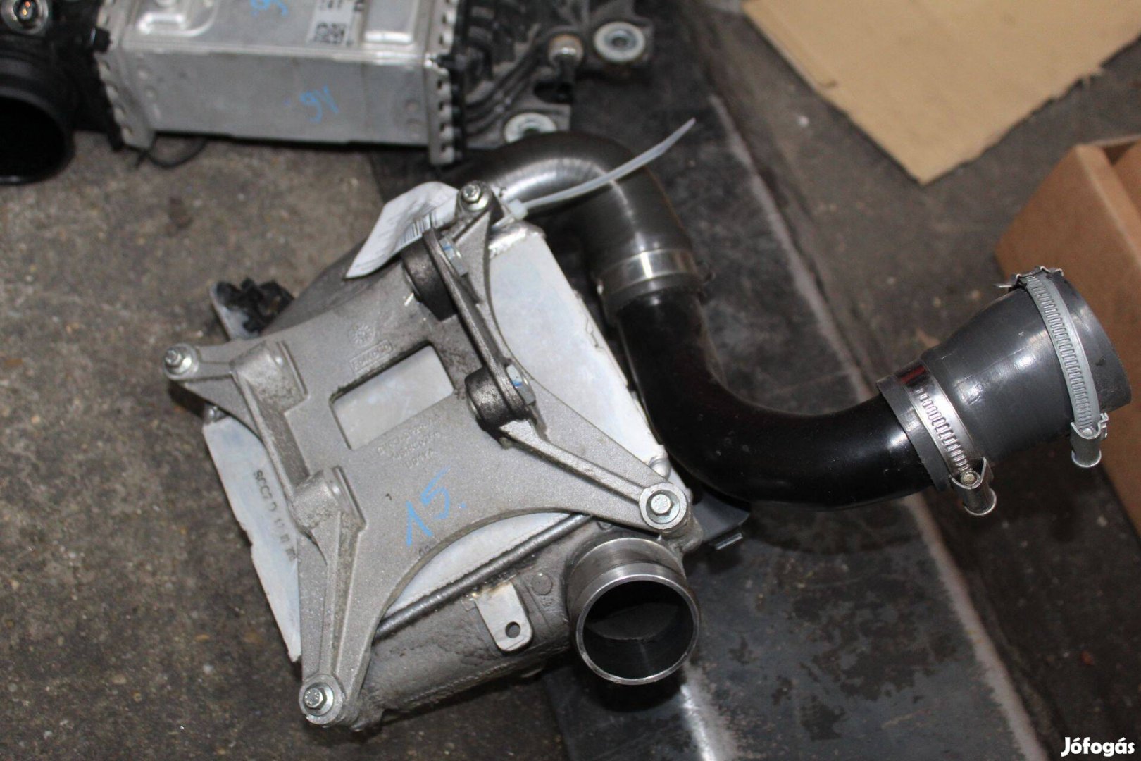 Ford Focus 2011-2014 1.6TDCI intercooler hűtő CV61-8K230-BC (15)