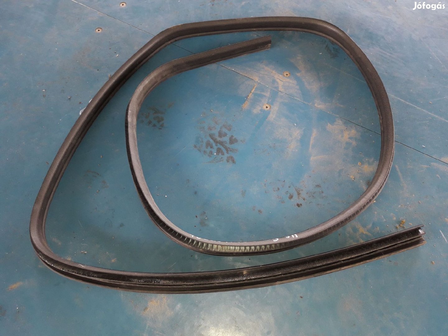 Ford Focus 2.5 Jobb Hátsó Ajtó Gumikéder