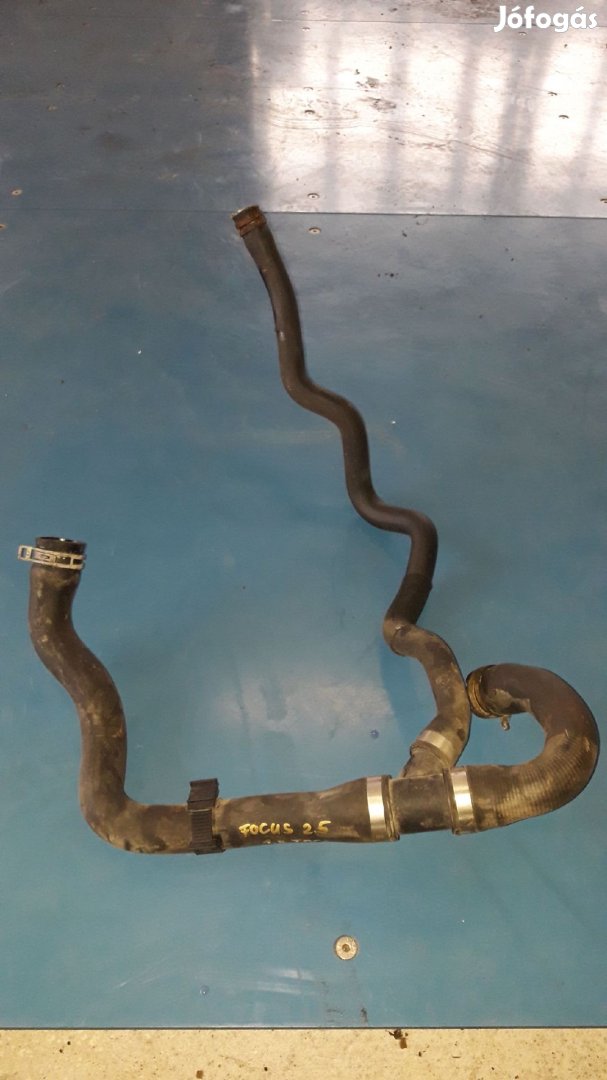 Ford Focus 2.5 Vízcső Elosztó