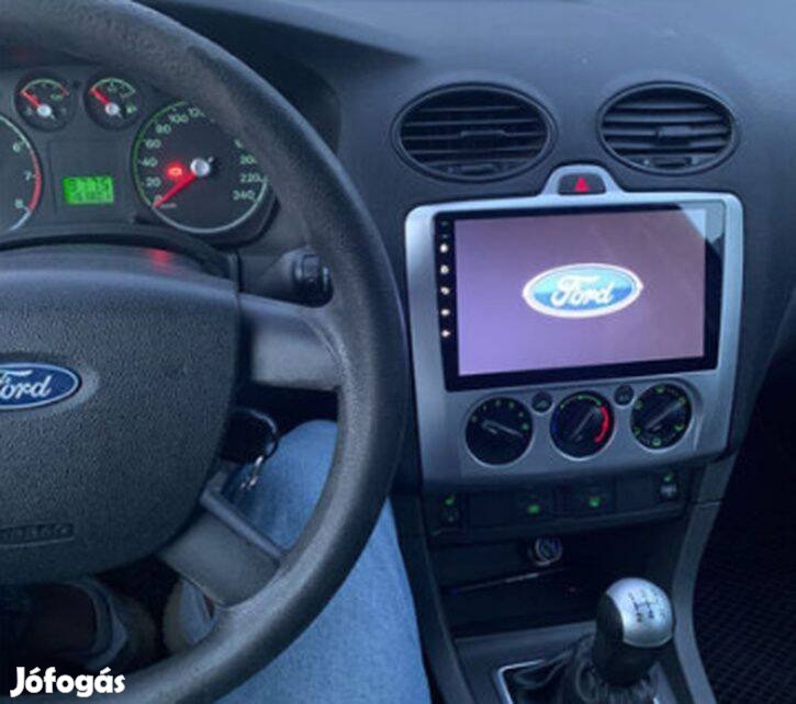 Ford Focus 2 Carplay Multimédia Android GPS Rádió Tolatókamerával