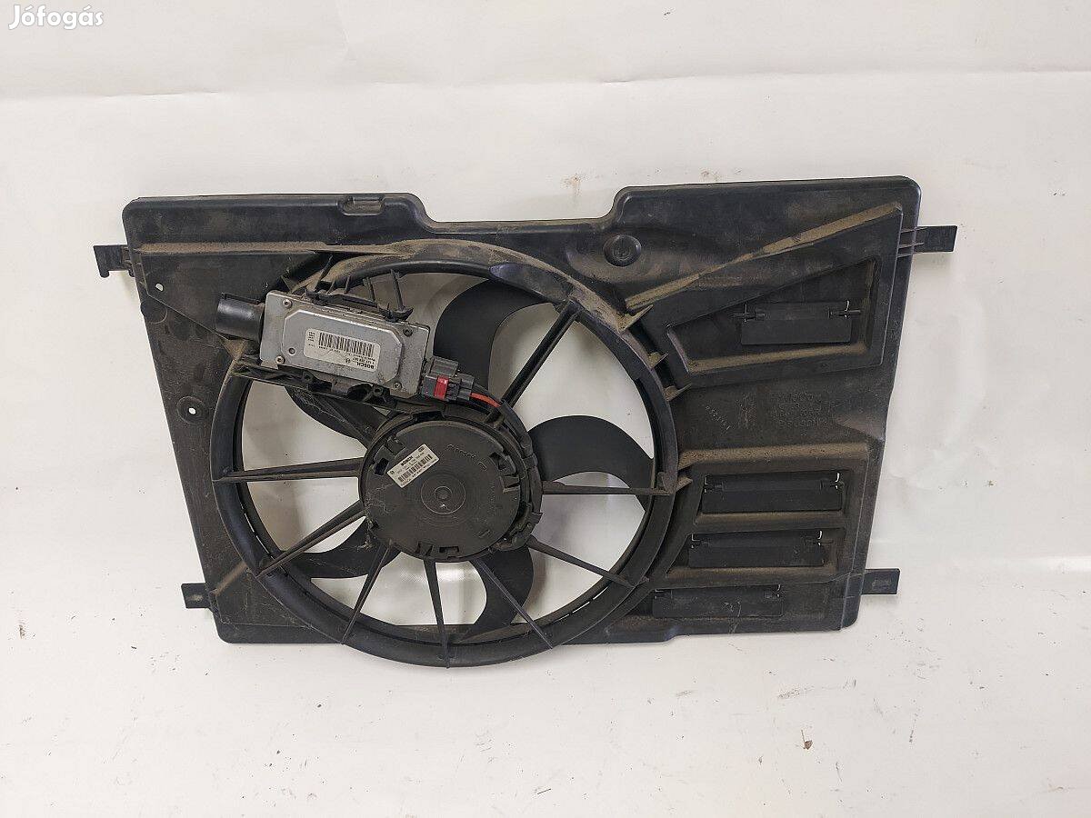 Ford Focus 3 III MK3 hűtőventilátor 8V61-8C607-R 1137328567