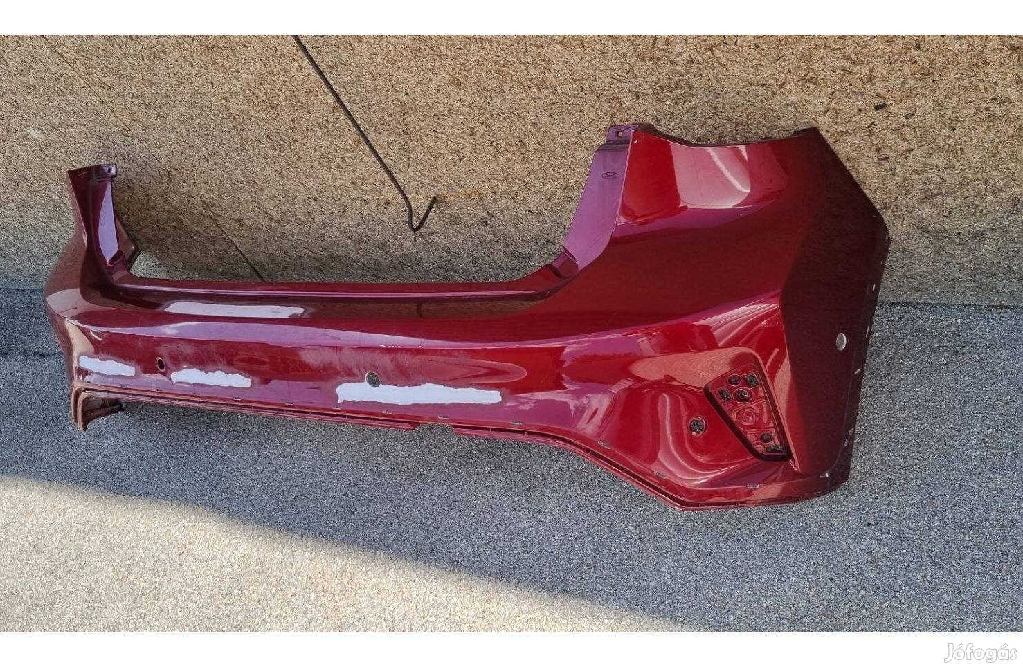 Ford Focus Active MK4 2018- 5 ajtós hátsó lökhárító ( 6 radaros )