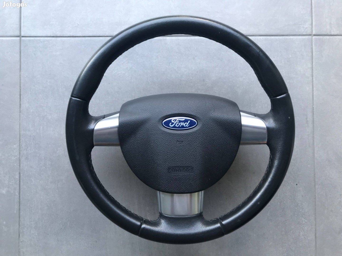 Ford Focus Bőr Kormány + Légzsákkal , Kormány Kapcsoló (2009-11)