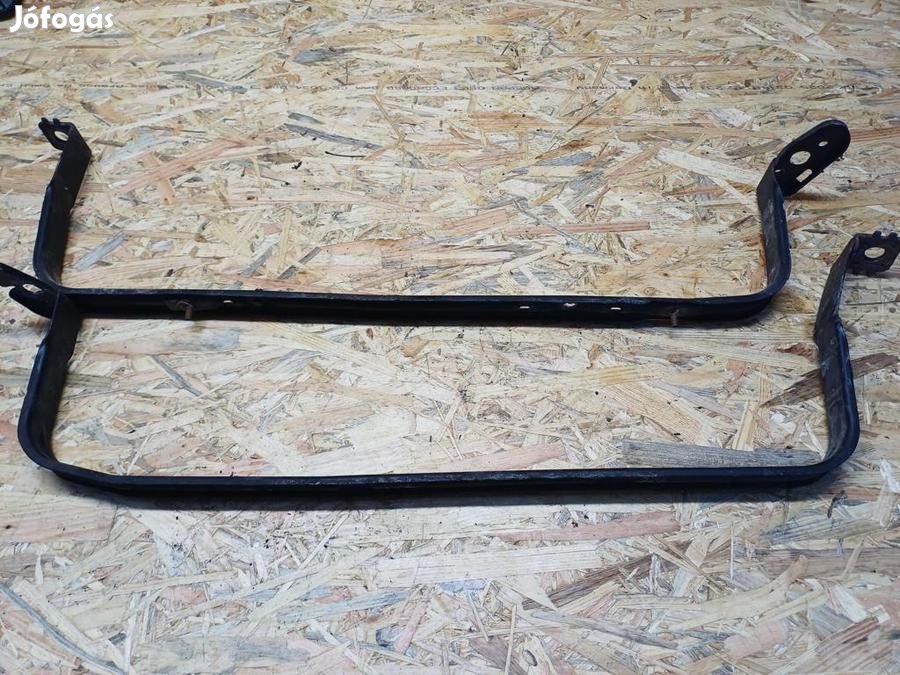 Ford Focus C Max (2003-2010) Üzemanyagtank Tartó Pánt