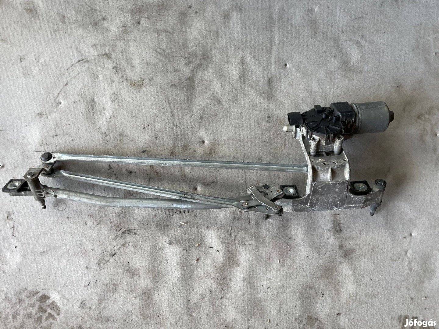 Ford Focus C-Max első ablaktörlő szerkezet motorral