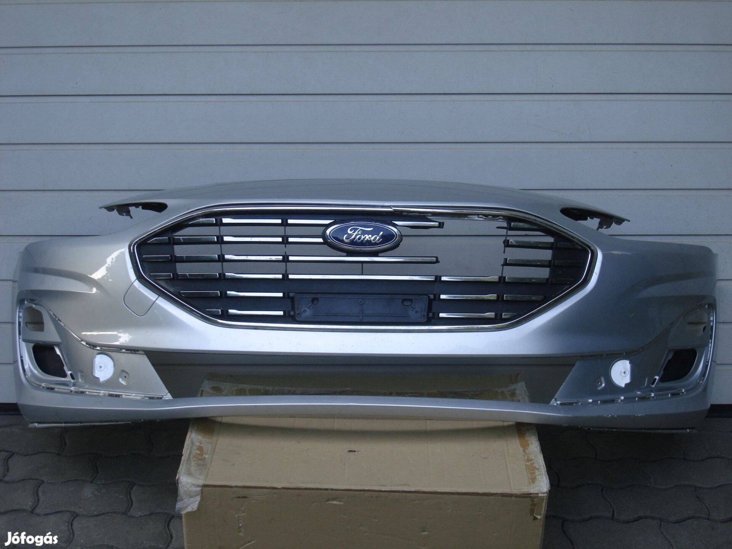 Ford Focus Facelift első lökhárító NX7B-17C831-AA 2021-től