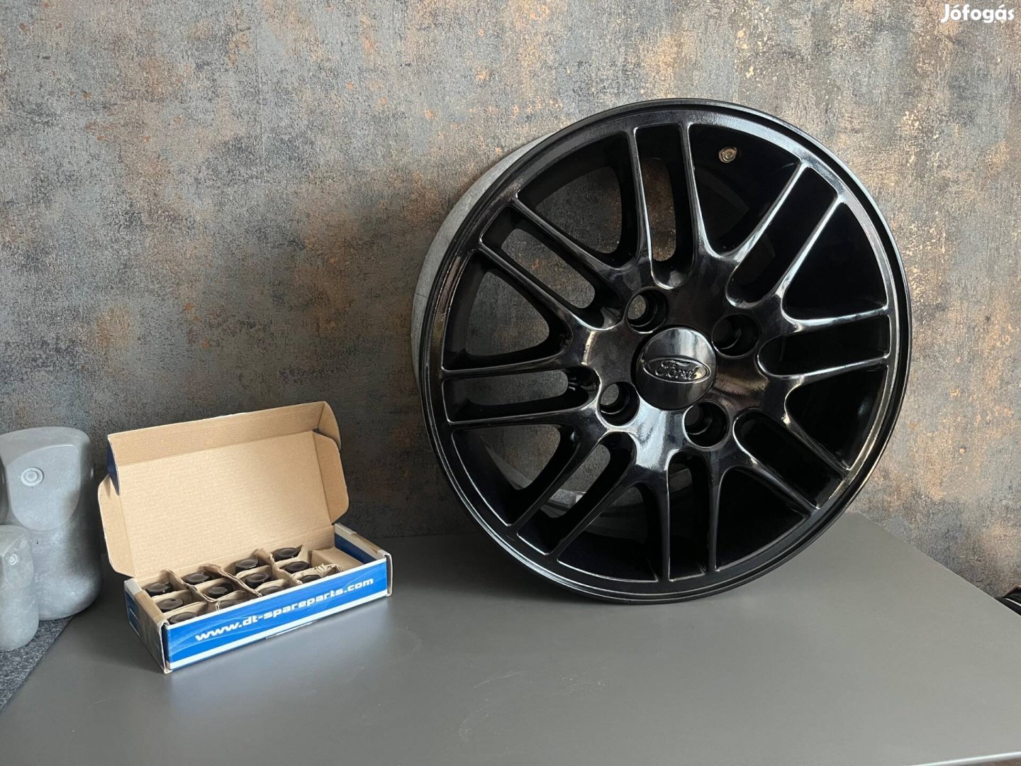 Ford Focus Ghia felni 4db 15" 4x108 (Ford Panther Black fényezés)