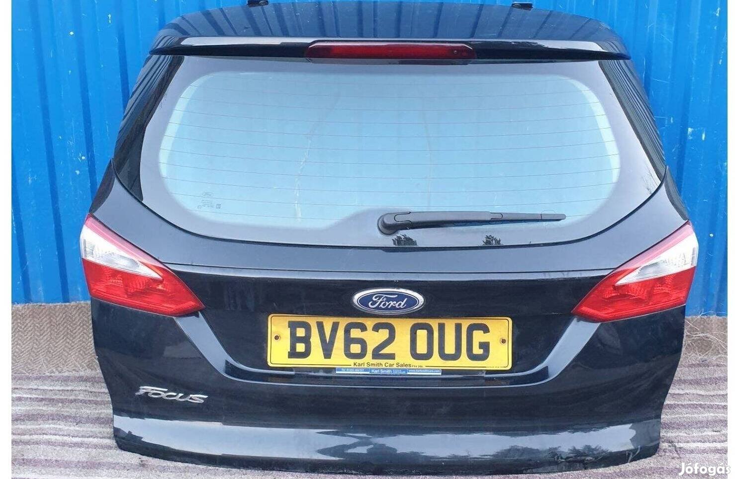 Ford Focus III 3 2011- MK3 kombi csomagtér ajtó sérülésmentes