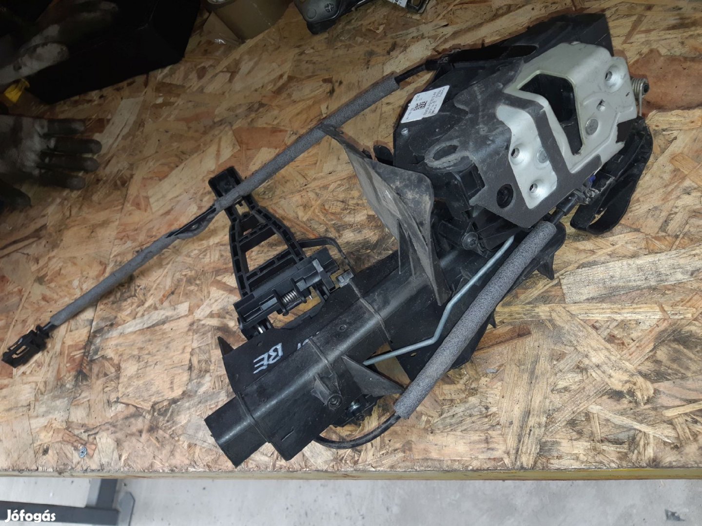 Ford Focus III Bal Első Ajtó Zárszerkezet Központizár Motor