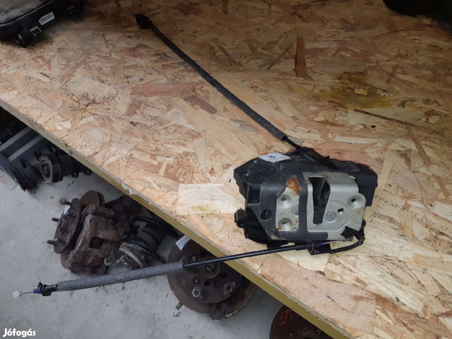 Ford Focus III Bal Első Ajtó Zárszerkezet Központizár Motor