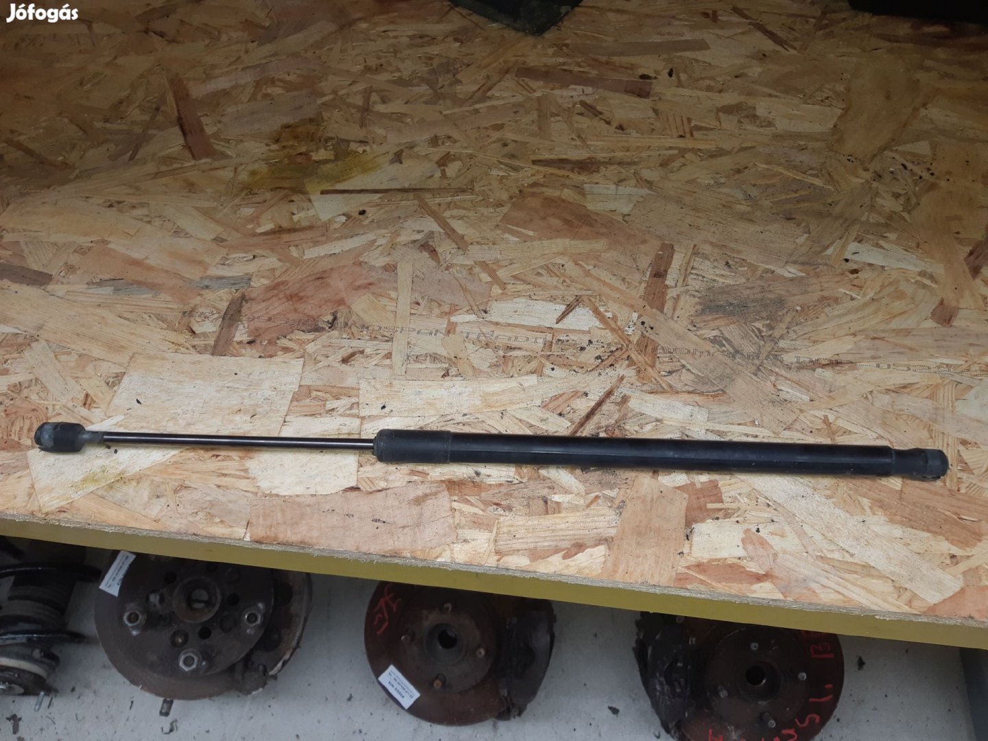 Ford Focus III Csomagtérajtó Teleszkóp