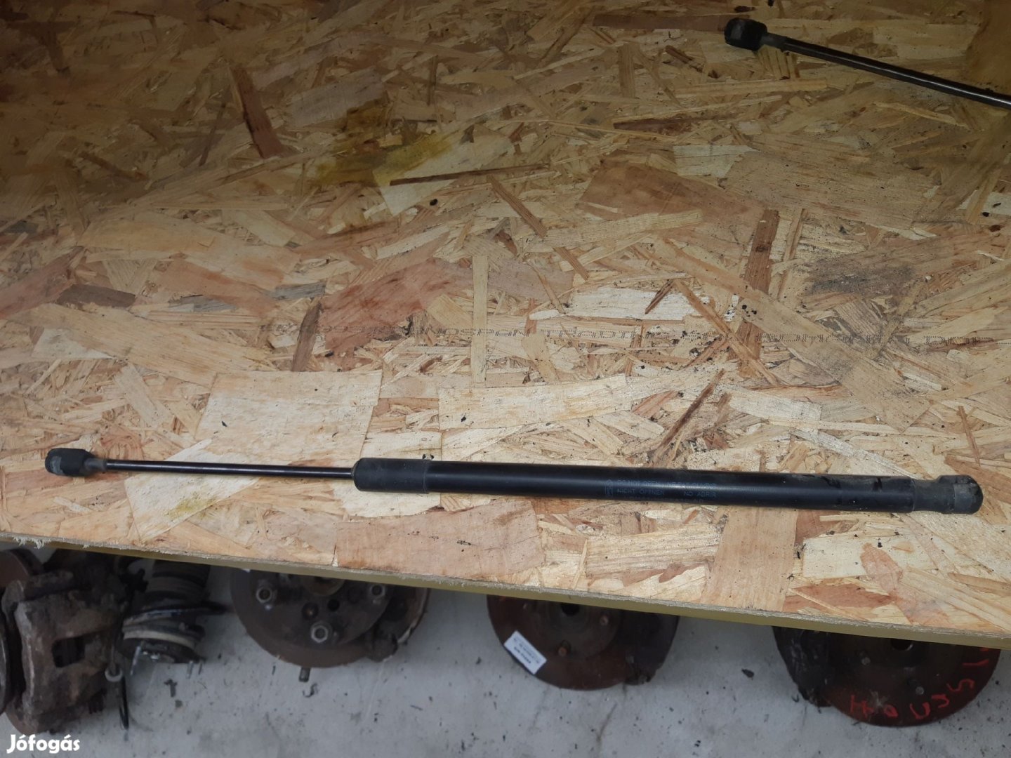 Ford Focus III Csomagtérajtó Teleszkóp