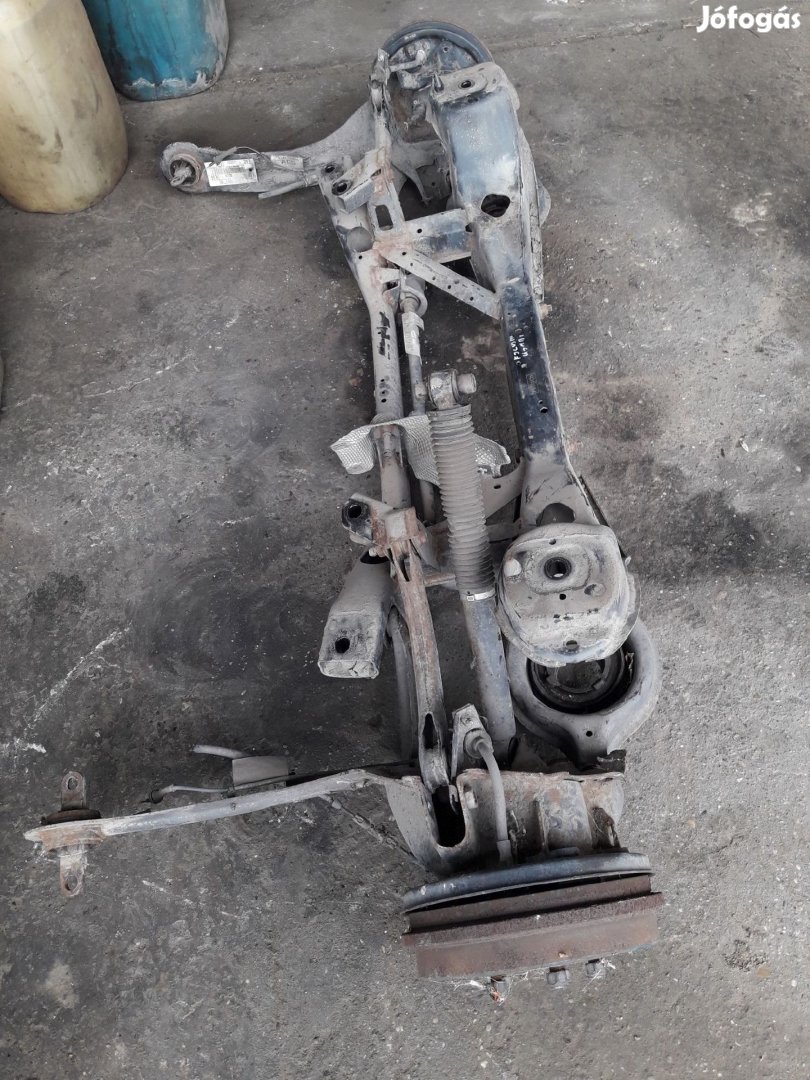 Ford Focus III Hátsó Híd Dobfékes