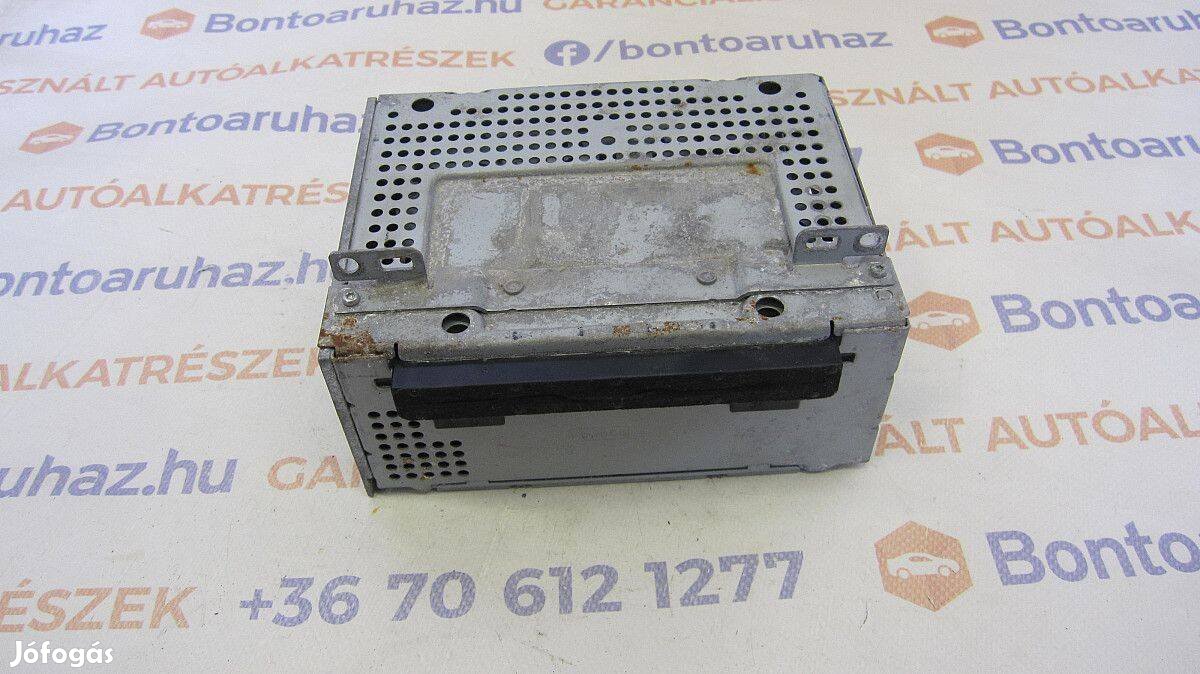 Ford Focus III MK3 Eladó gyári, bontott CD rádió fejegység