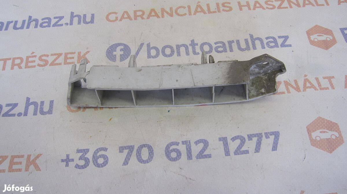 Ford Focus III MK3 Eladó gyári, bontott jobb első lökhárító tartó