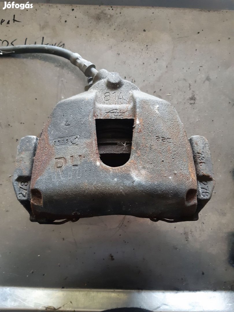 Ford Focus II Jobb Első Féknyereg