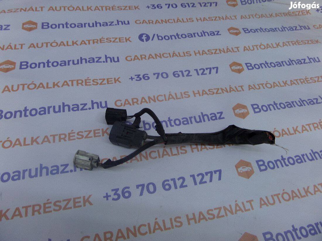 Ford Focus II MK2 2 Eladó bontott gyári szervó szivattyú csatlakozó