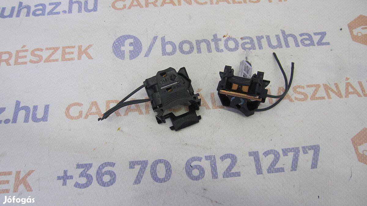 Ford Focus II MK2 2 Facelift Eladó , első lámpa izzó foglalat csatlako