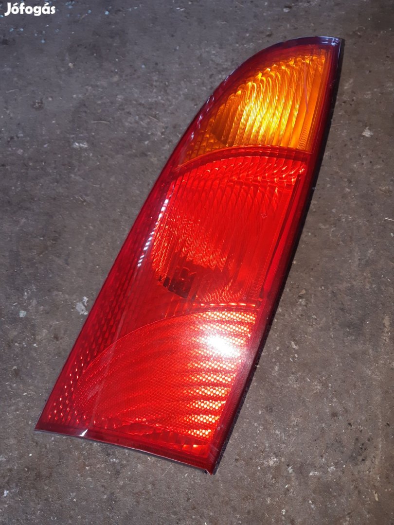 Ford Focus I Jobb Hátsó Lámpa