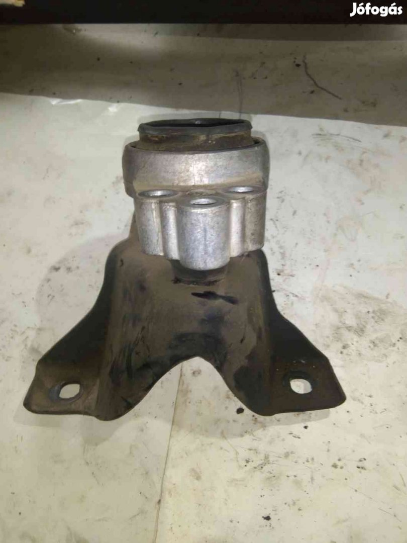 Ford Focus I Motortartó Bak