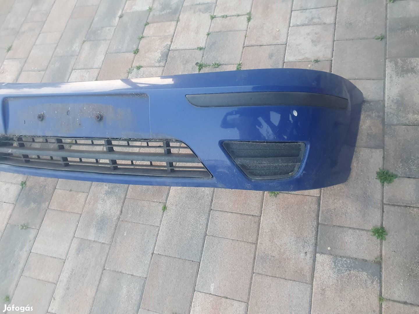 Ford Focus I-es első lökhárító.