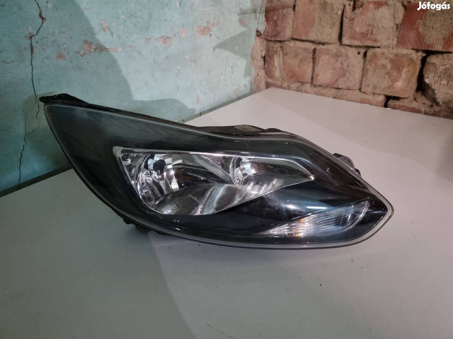Ford Focus Jobb első fényszóró lámpa BM51-13W029-RB